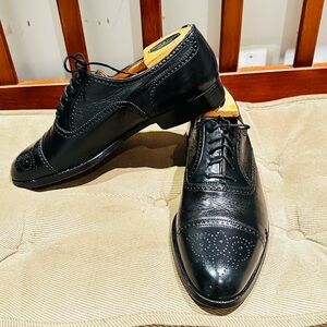 Bruno Magli Medallion Cap Toe Leather Oxford Shoe